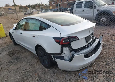 2023 Tesla Model 3 Rear-Wheel Drive z USA, uszkodzony, nr VIN 5YJ3E1EA2PF455045